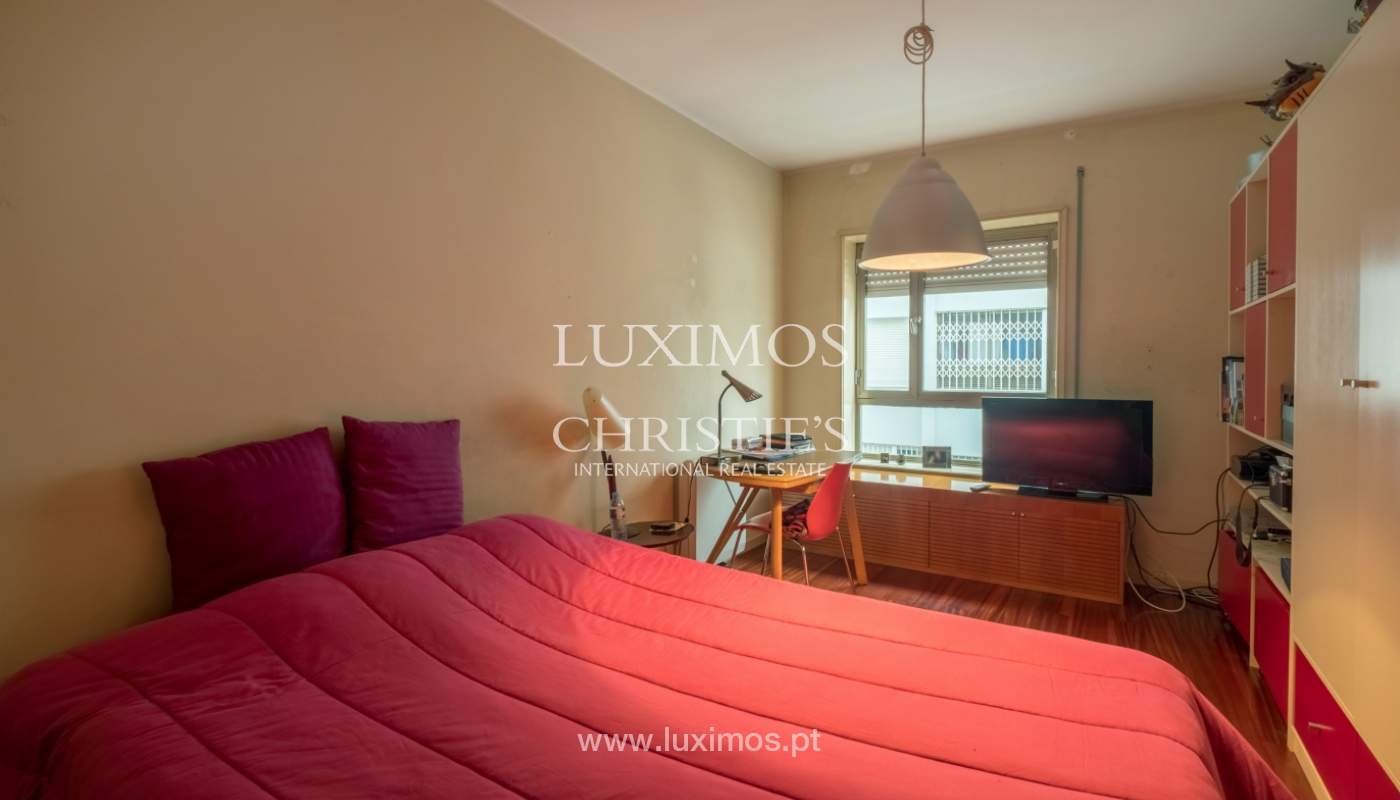 Sale apartment with balcony and river views, Aldoar, Porto, Portugal_125138