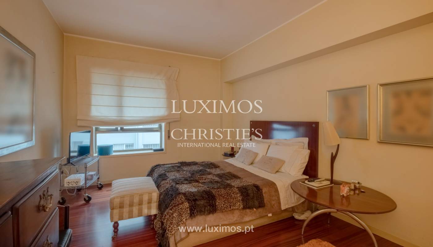 Sale apartment with balcony and river views, Aldoar, Porto, Portugal_125140