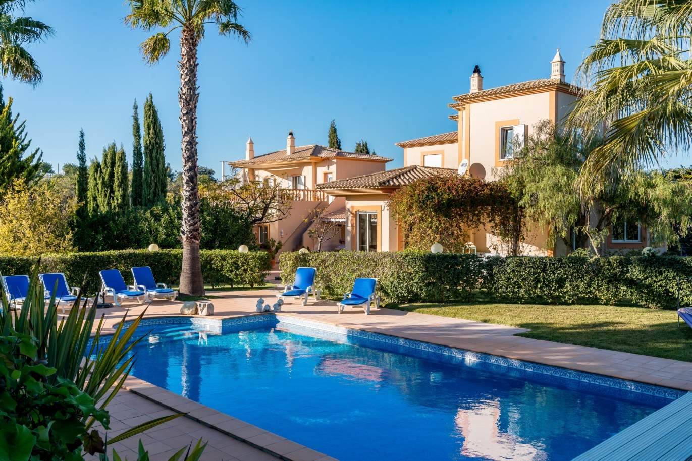 Verkauf einer Villa mit Meer und Bergblick in Loulé, Algarve, Portugal_125690