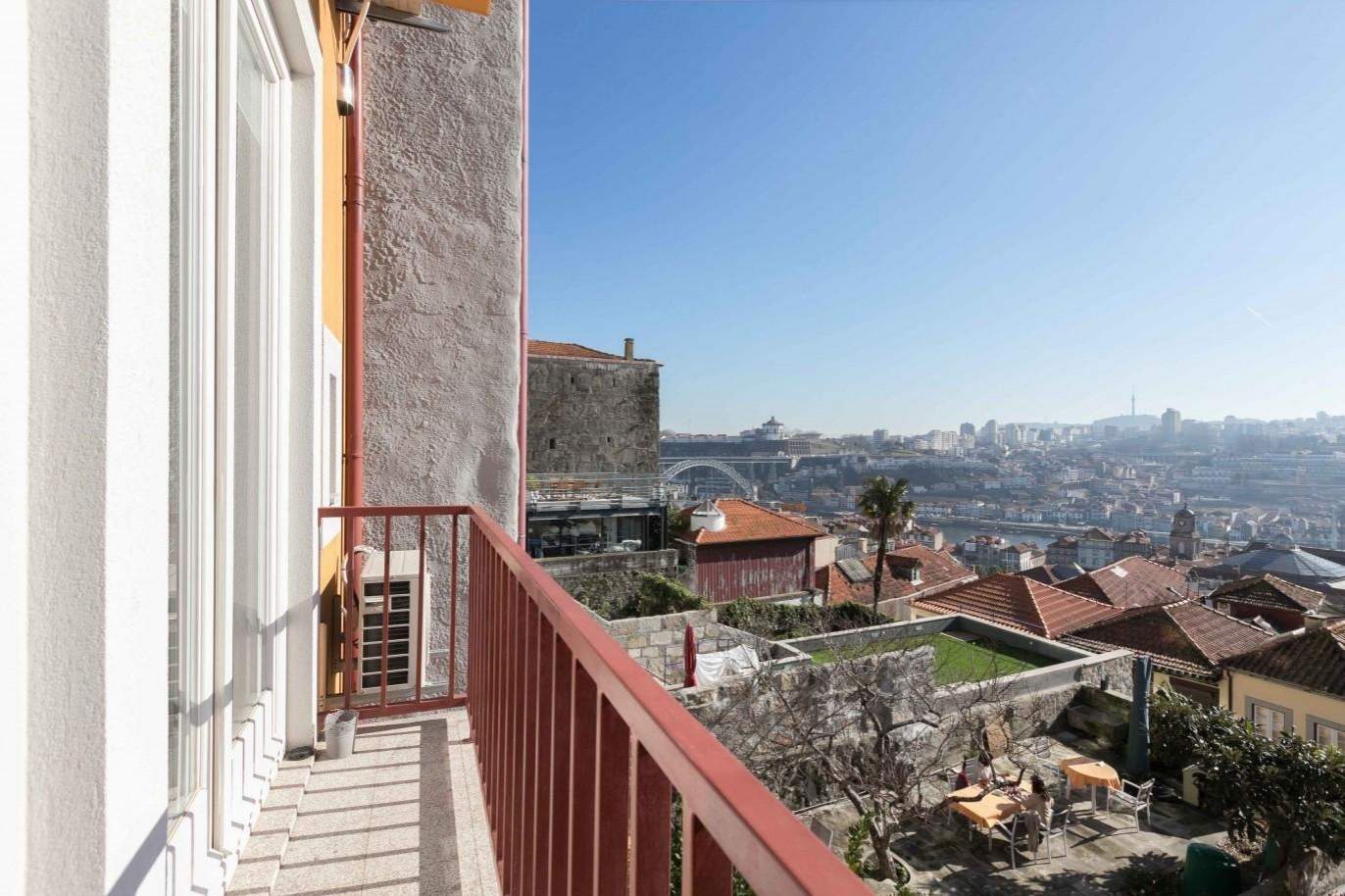 Appartement rénové à vendre, avec vue sur la rivière, Porto, Portugal_126635
