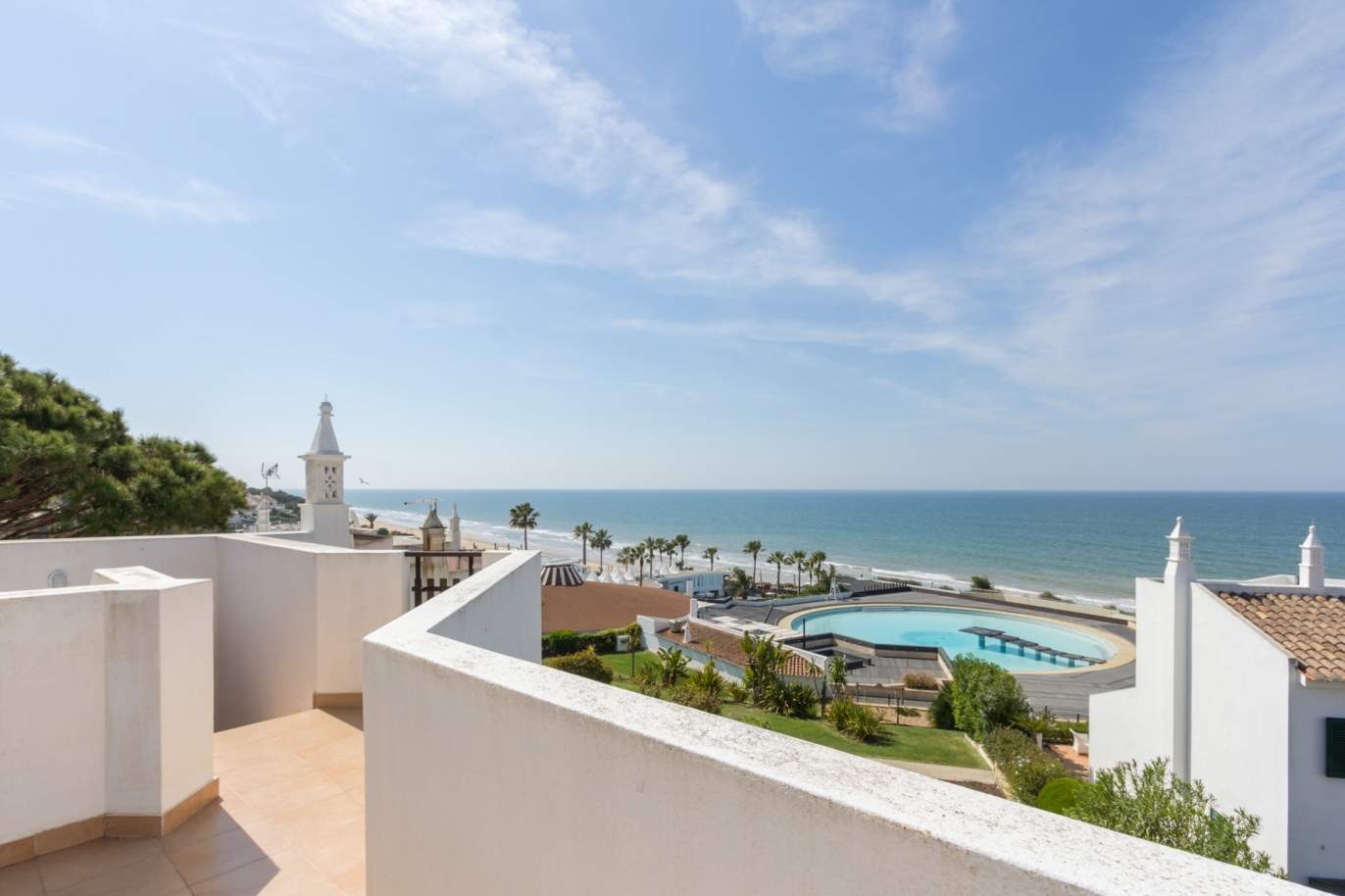 venda-de-moradia-com-vista-mar-em-vale-do-lobo-algarve-portugal