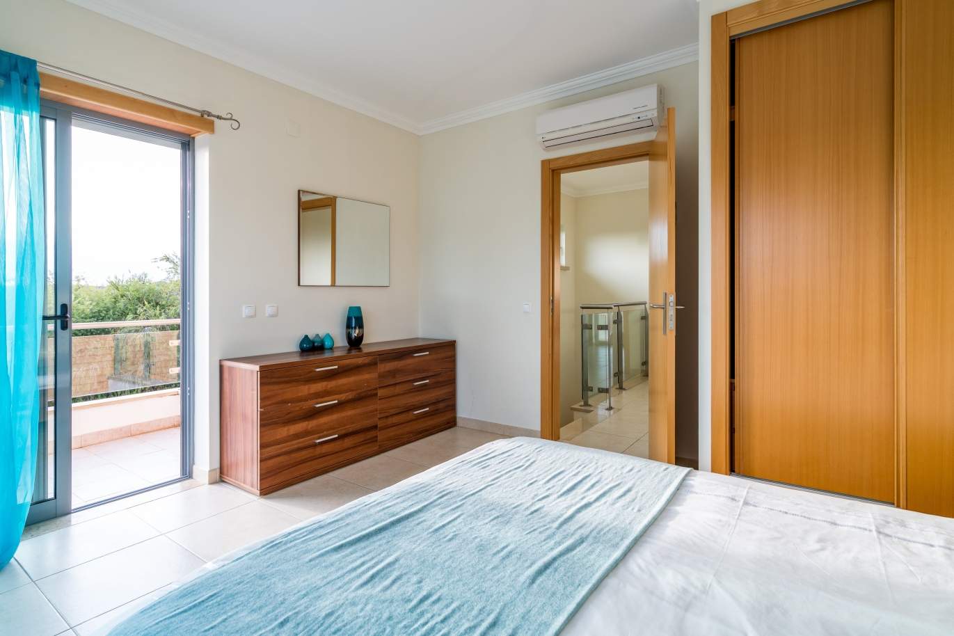 Sale of villa in private condominium in Albufeira, Algarve, Portugal_126898