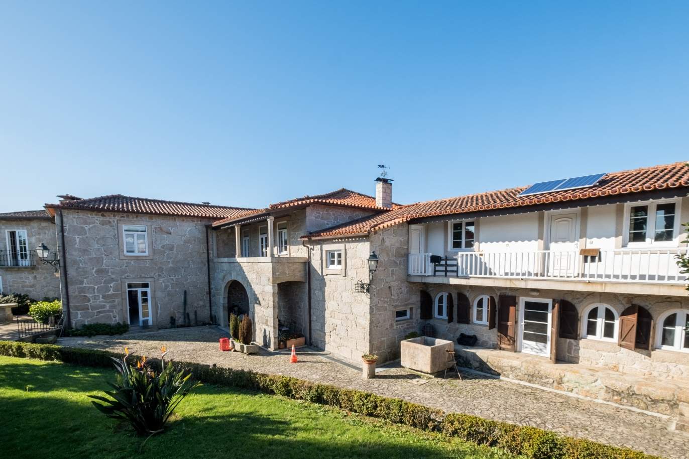 Quinta com 3 habitações, piscina e pomar, Mosteiró, Vila do Conde_127108