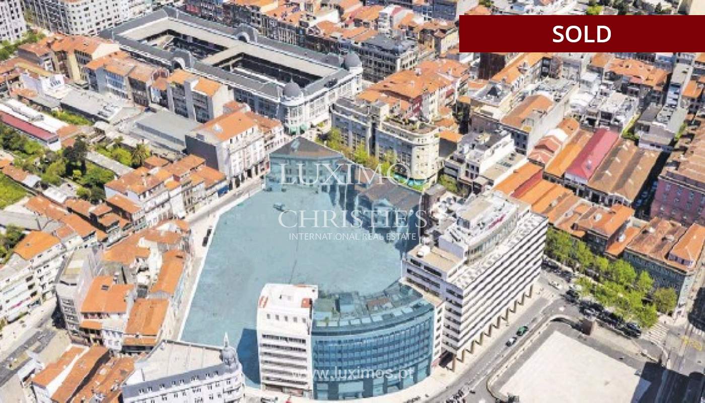 Venda de 3 prédios p/ reconstruir em localização prime no Porto, Portugal_127165