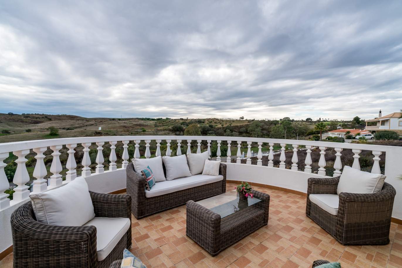 Sale of villa with pool and garden in Castro Marim, Algarve, Portugal_127381