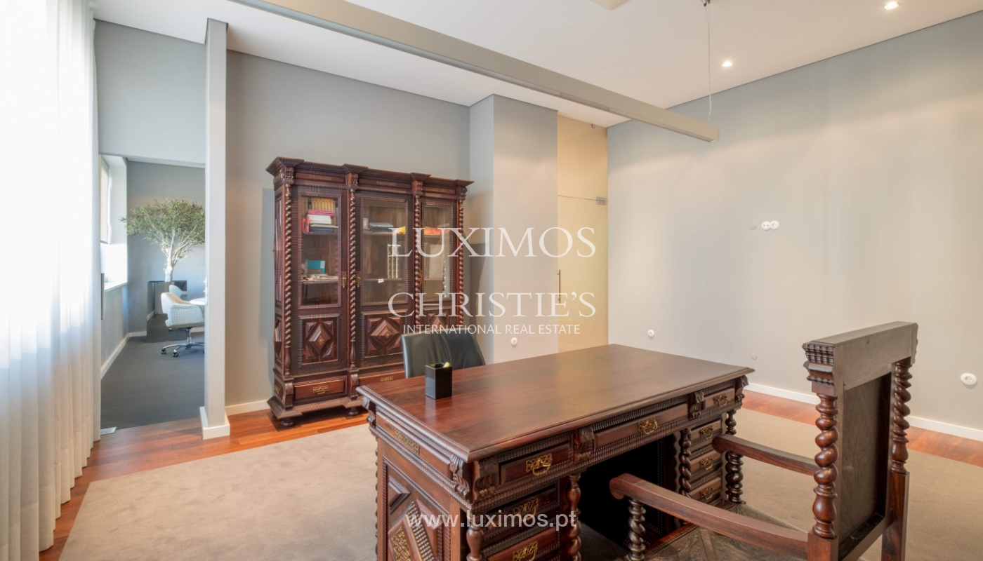 Arrendamento de escritório com 400m2 e 12 lugares de garagem, Maia_127512