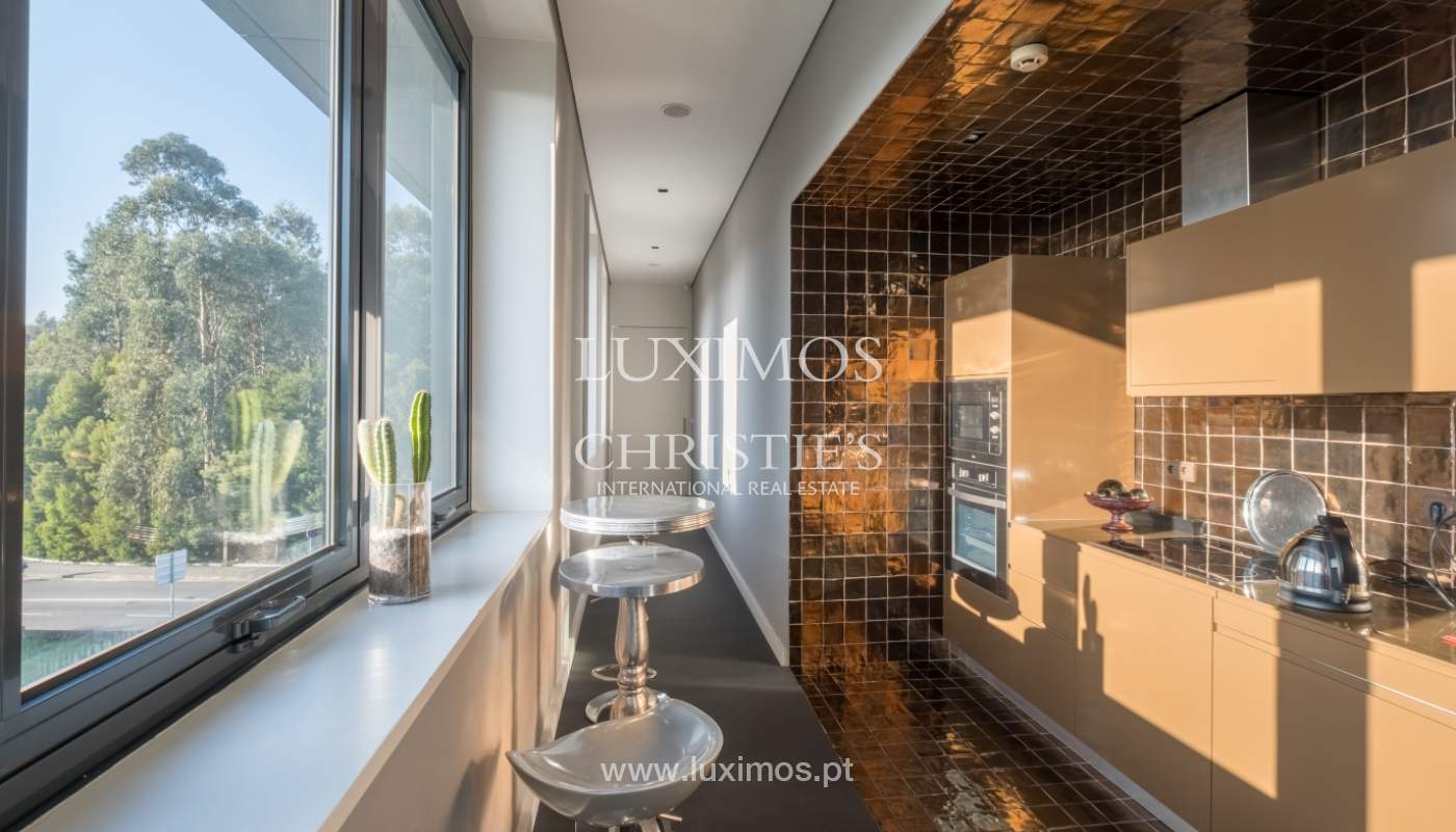 Arrendamento de escritório com 400m2 e 12 lugares de garagem, Maia_127523