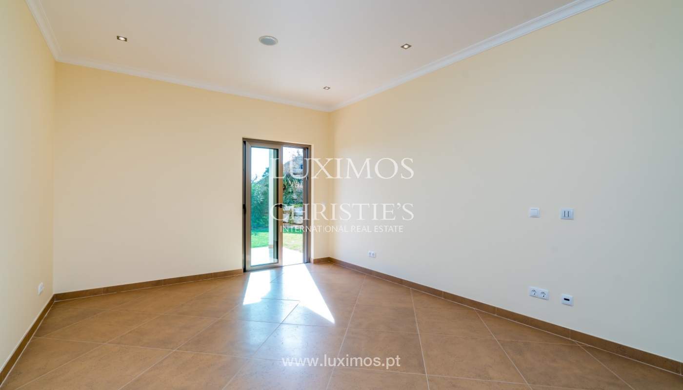 Venda de moradia com piscina e vista mar em Boliqueime, Algarve_127570