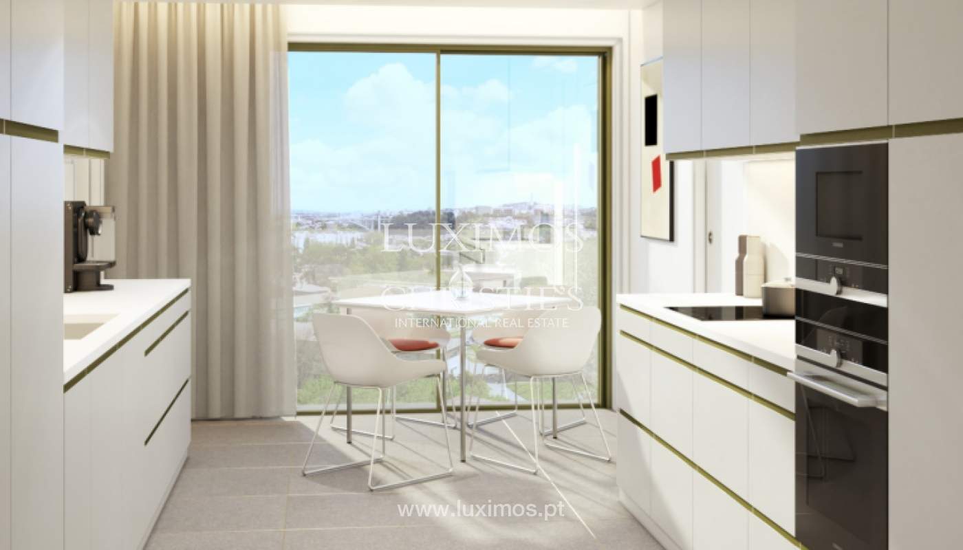 Sale of new apartment T4 with balcony, Pinhais da Foz, Porto, Portugal_129444