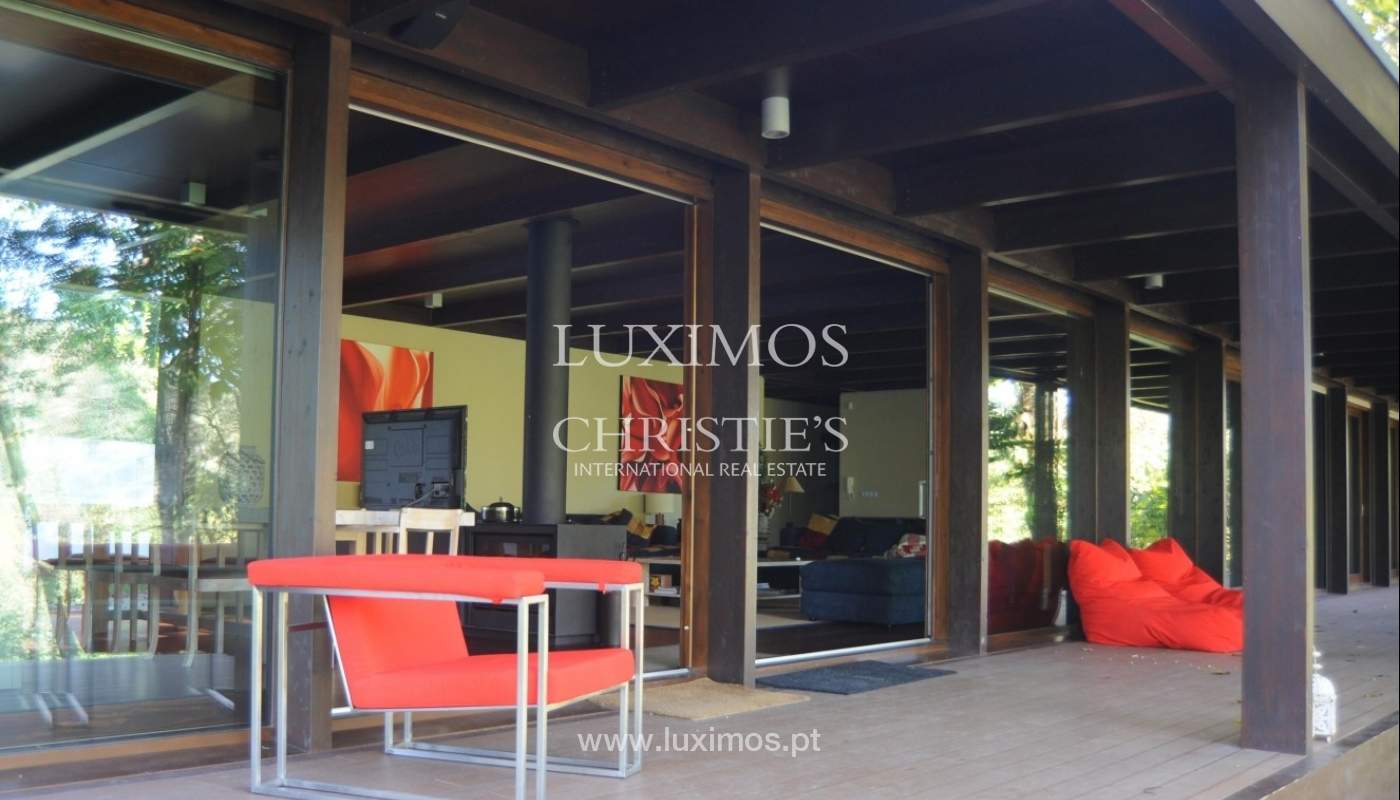 Landhaus mit Blick auf den Fluss und die Berge, Vieira do Minho, Portugal_12992