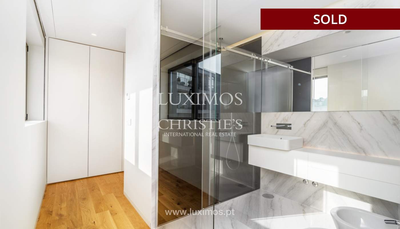 Apartamento novo e moderno, V. N. Gaia, Porto_129937