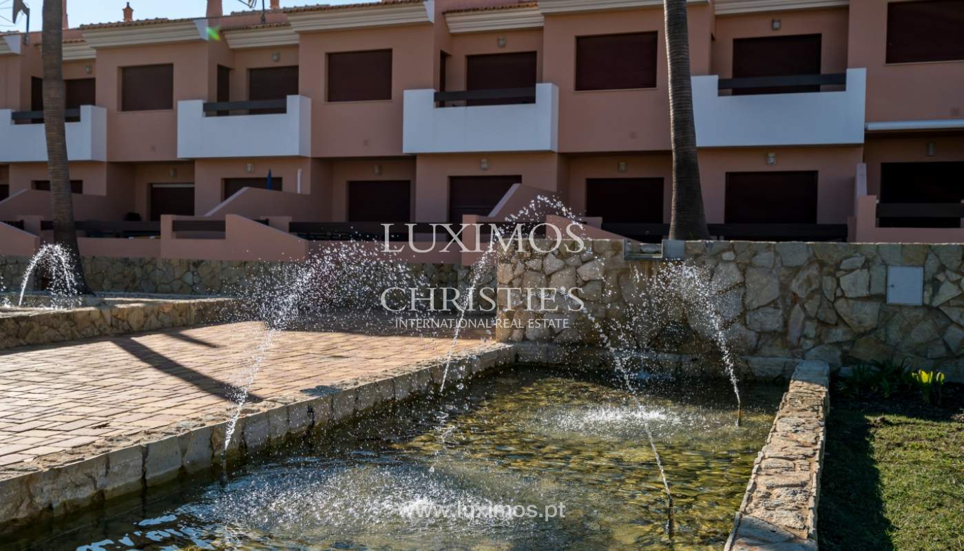 Venda de moradia em condomínio fechado em Vila Sol, Quarteira, Algarve_131788