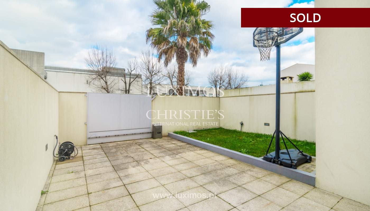 Villa de luxe avec balcons et terrasse, à vendre, à Rio Tinto, Portugal_132480