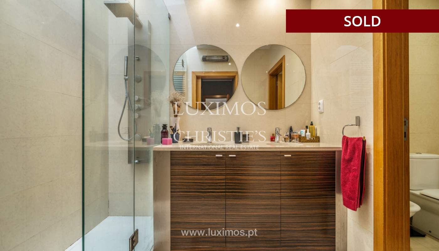 Villa de luxe avec balcons et terrasse, à vendre, à Rio Tinto, Portugal_132492