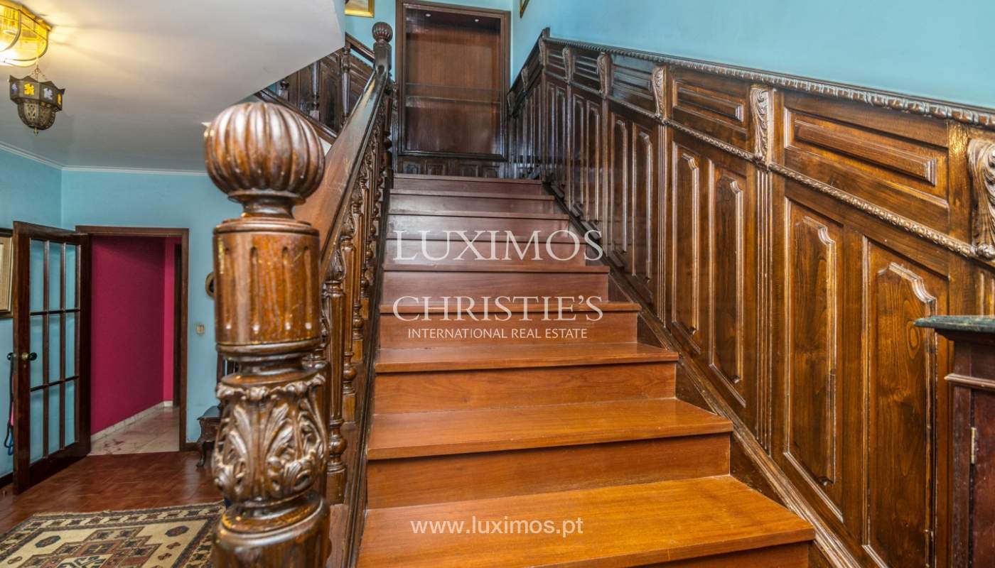 Moradia de 3 frentes com jardim, em Lordelo do Ouro, Porto, Portugal_134778