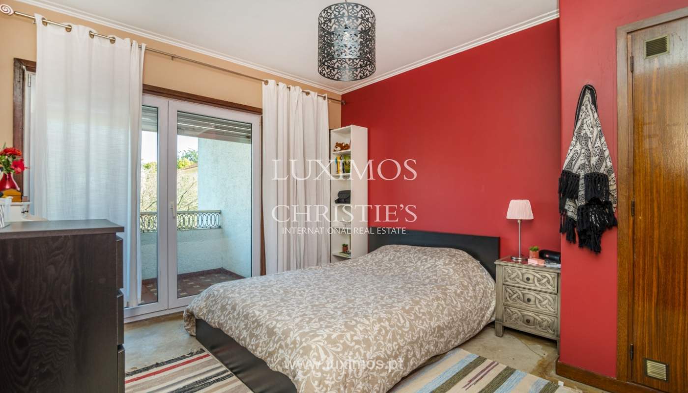 Moradia de 3 frentes com jardim, em Lordelo do Ouro, Porto, Portugal_134780