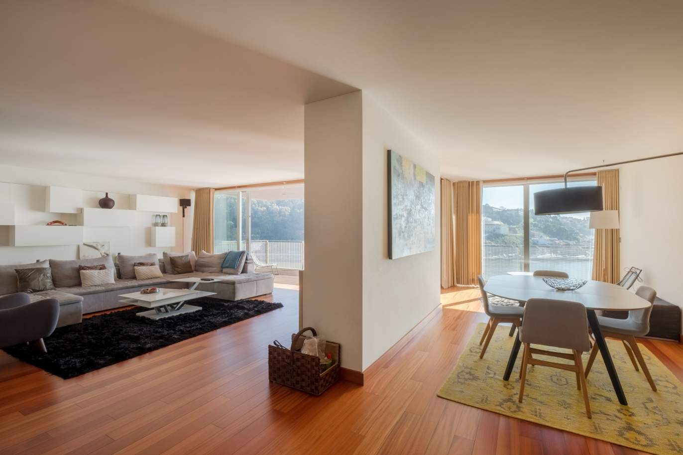Apartamento de luxo em primeira linha do rio Douro, no Porto_134885