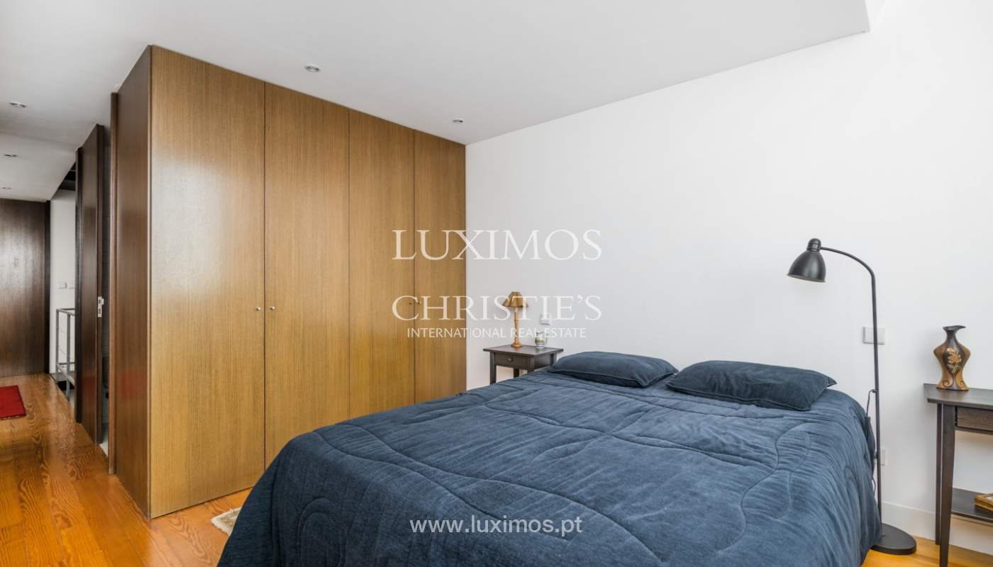 Modern and luxury villa with garden in Porto, Portugal_135042