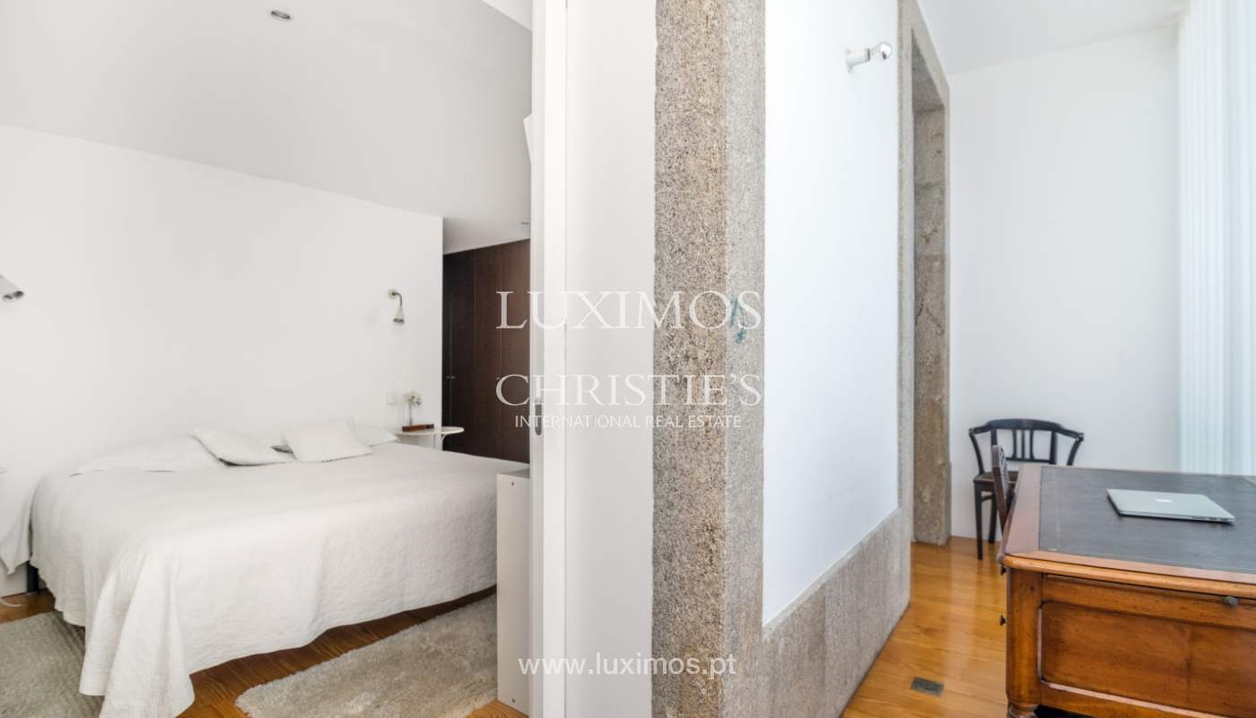 Modern and luxury villa with garden in Porto, Portugal_135045