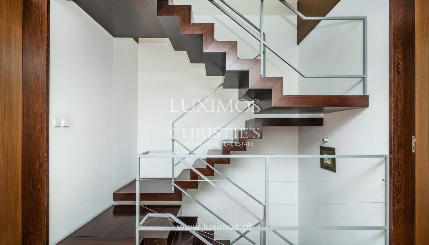 Modern and luxury villa with garden in Porto, Portugal_135046