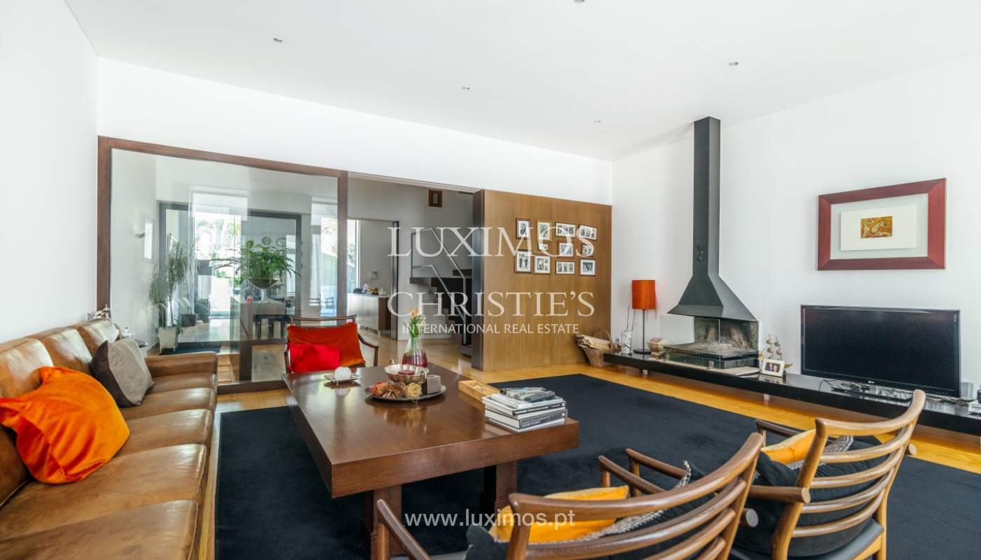 Modern and luxury villa with garden in Porto, Portugal_135056