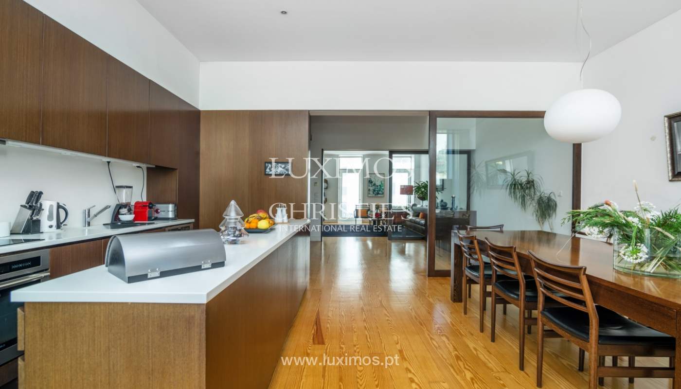 Modern and luxury villa with garden in Porto, Portugal_135065