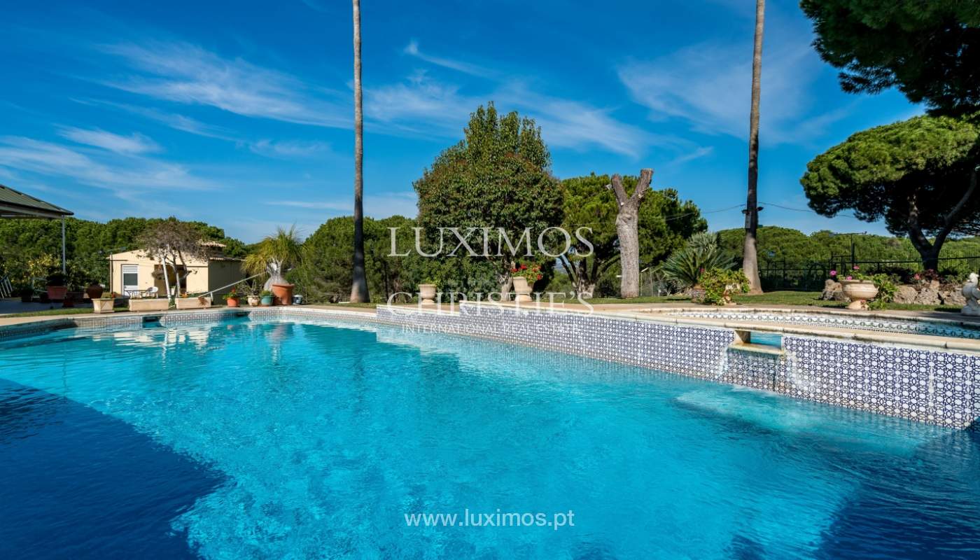 Villa mit Pool zu verkaufen in Vilamoura, Algarve, Portugal_135145