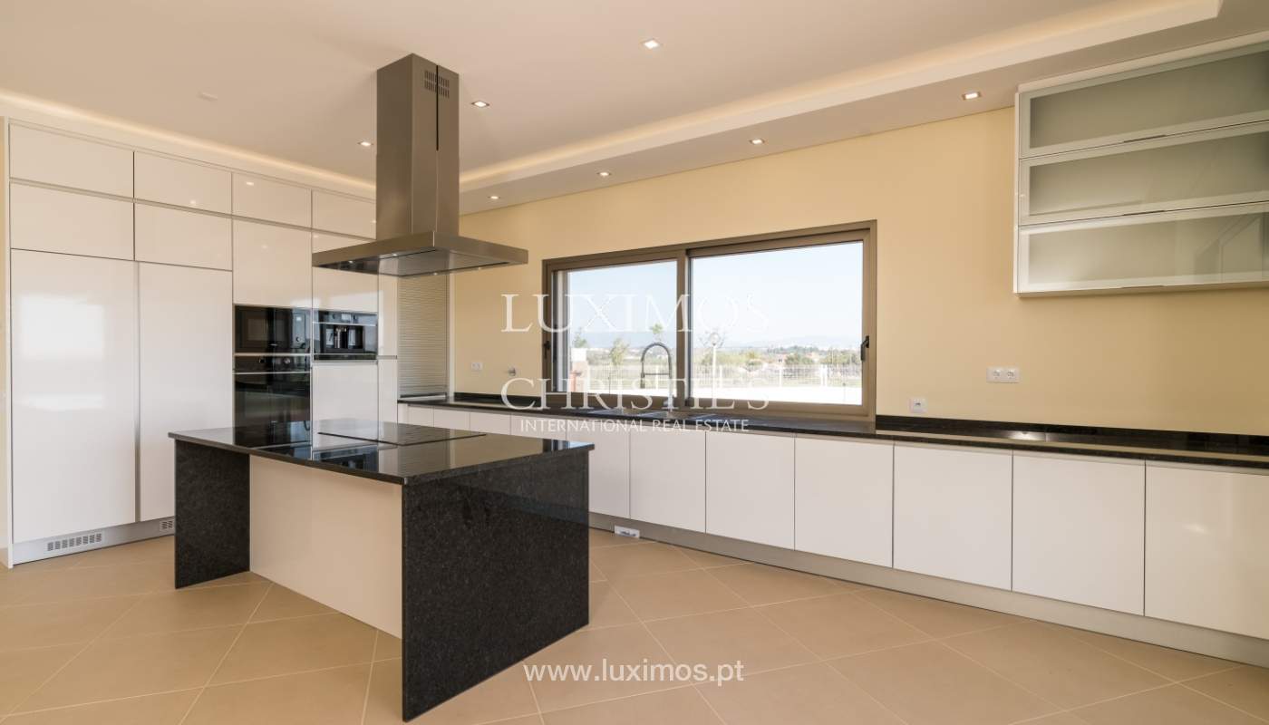 Nueva villa en venta con piscina en Odiáxere, Lagos, Algarve, Portugal_135192