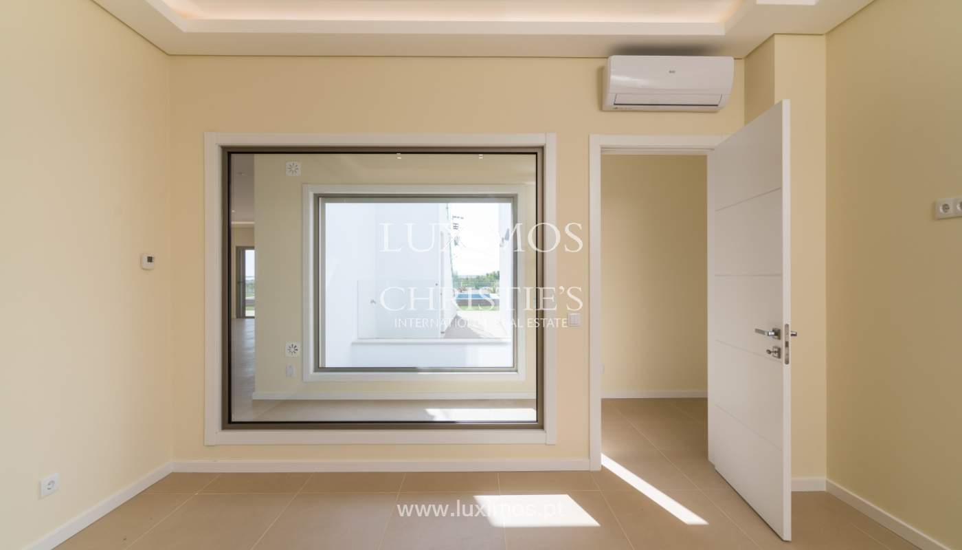 Nueva villa en venta con piscina en Odiáxere, Lagos, Algarve, Portugal_135196