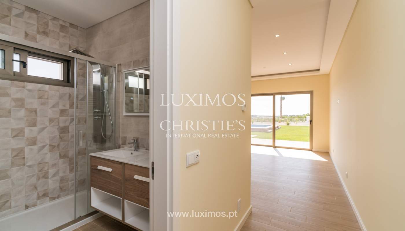 Nueva villa en venta con piscina en Odiáxere, Lagos, Algarve, Portugal_135198