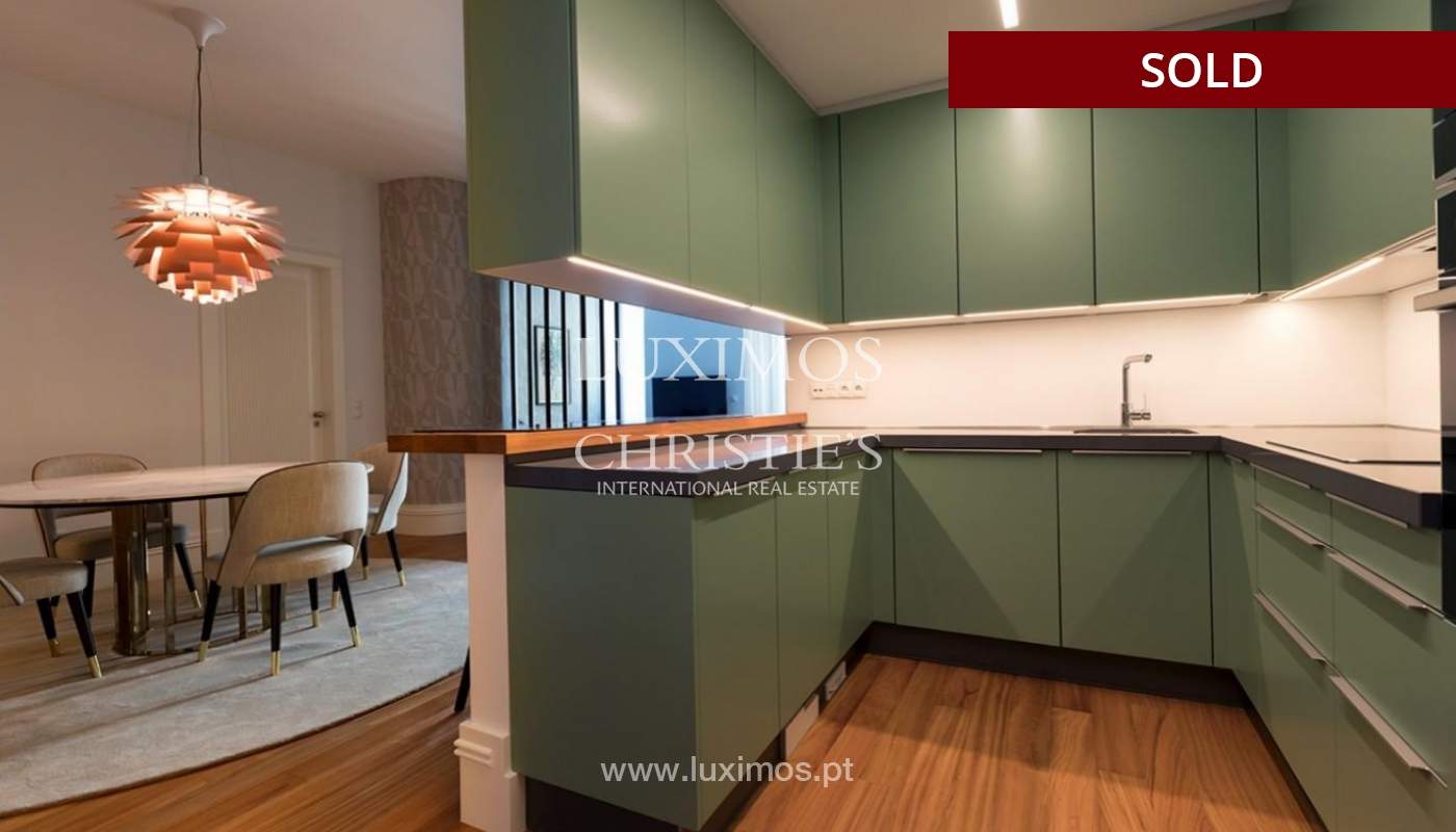 Apartamento moderno com acabamentos de luxo no centro do Porto_135679