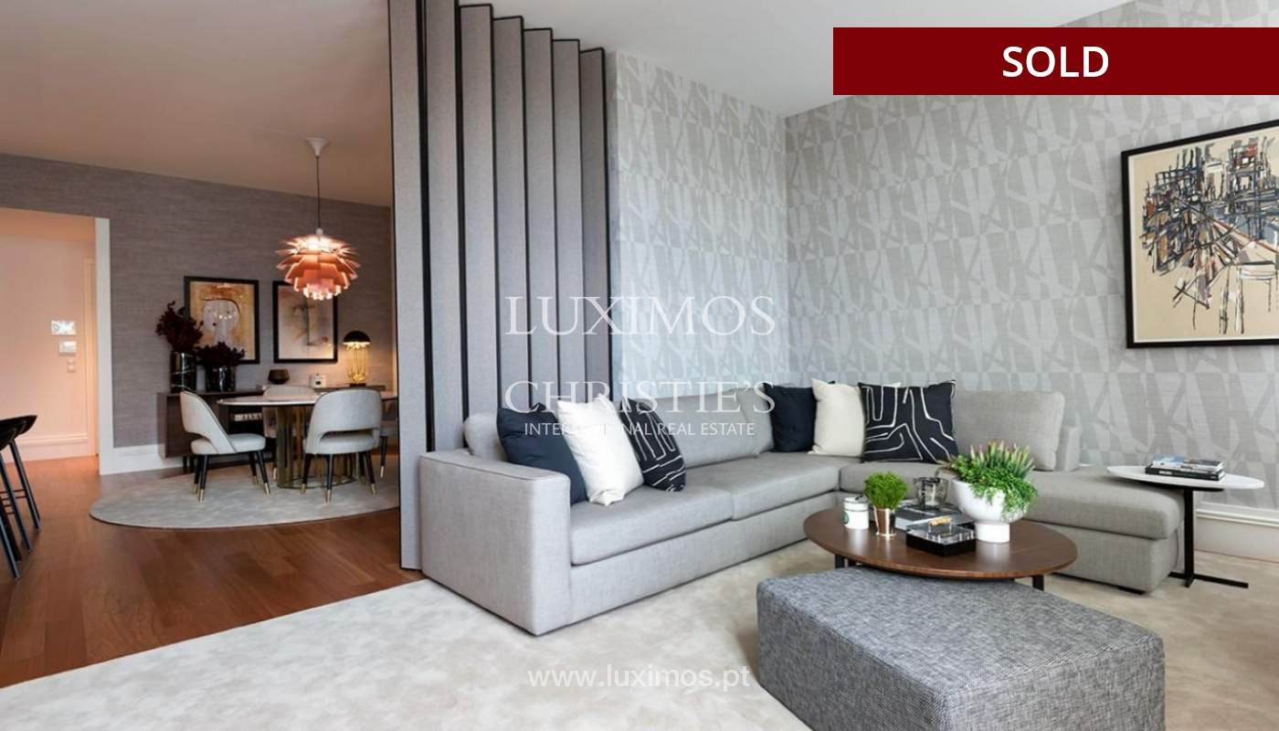 Apartamento moderno com acabamentos de luxo no centro do Porto_135682