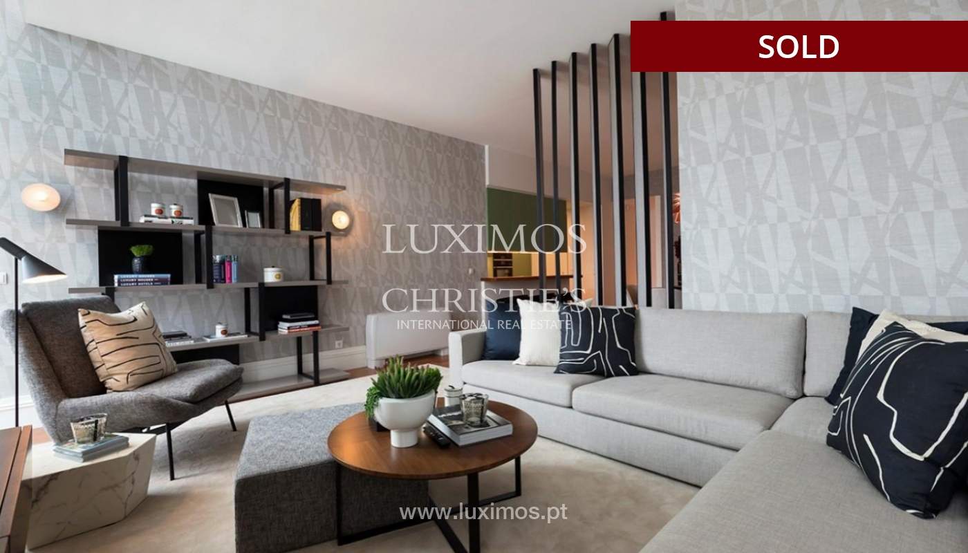 Apartamento moderno com acabamentos de luxo no centro do Porto_135683
