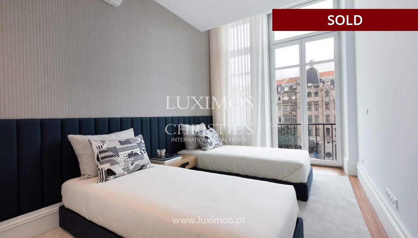 Apartamento moderno com acabamentos de luxo no centro do Porto_135684