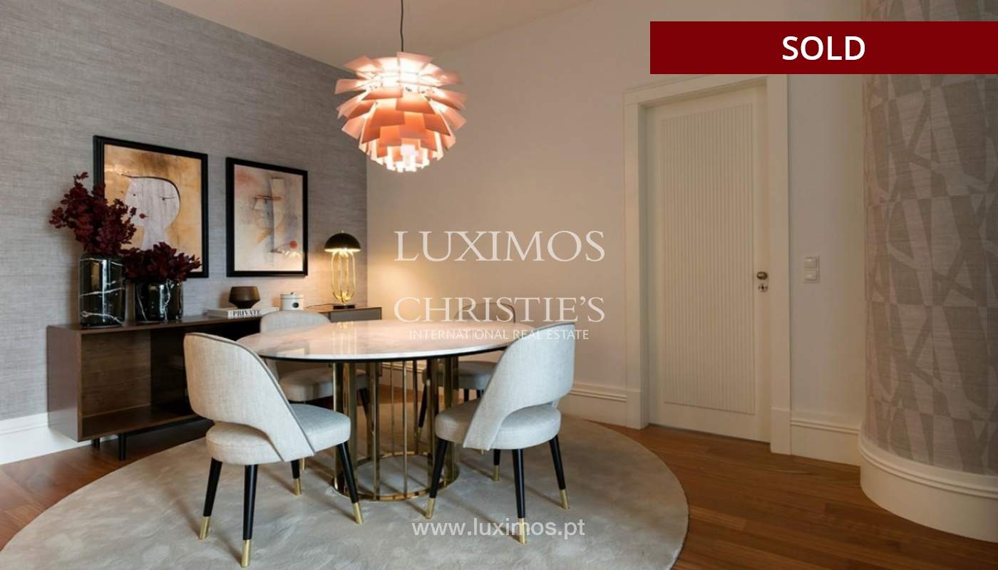 Apartamento moderno com acabamentos de luxo no centro do Porto_135697