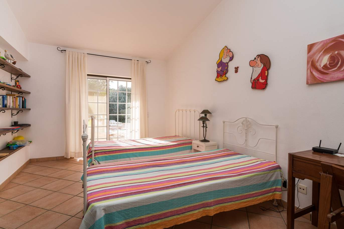 Casa en venta con piscina y jardín en alvor, Algarve, Portugal_135772