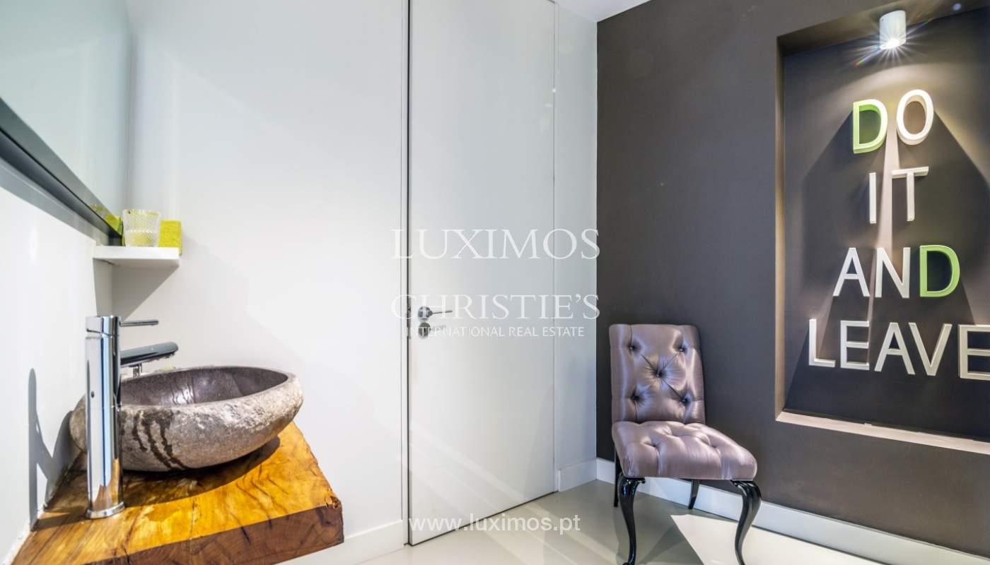 Moradia contemporânea com jardim, para venda, Vila Nova de Gaia, Portugal_135795