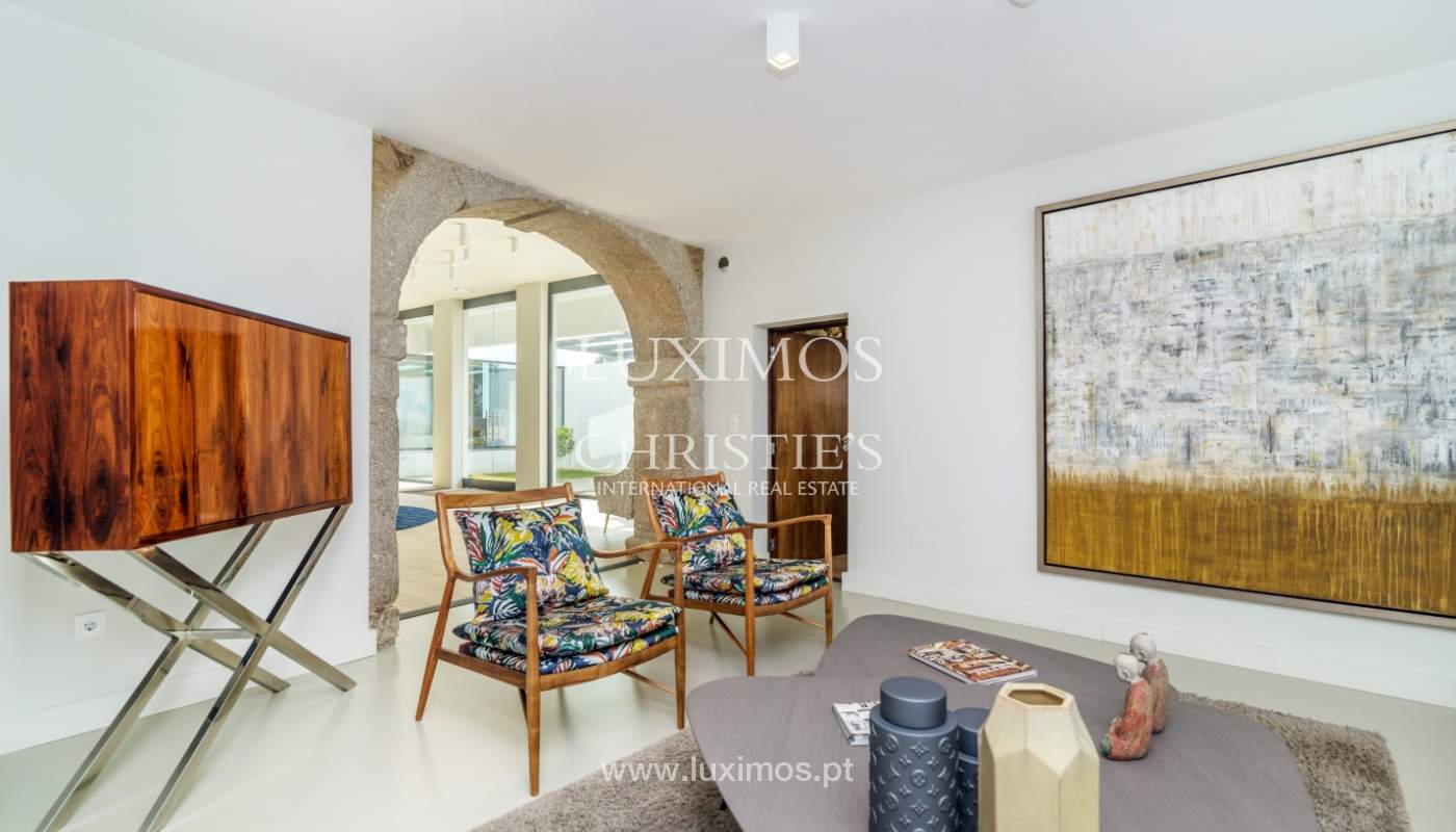 Moradia contemporânea com jardim, para venda, Vila Nova de Gaia, Portugal_135798