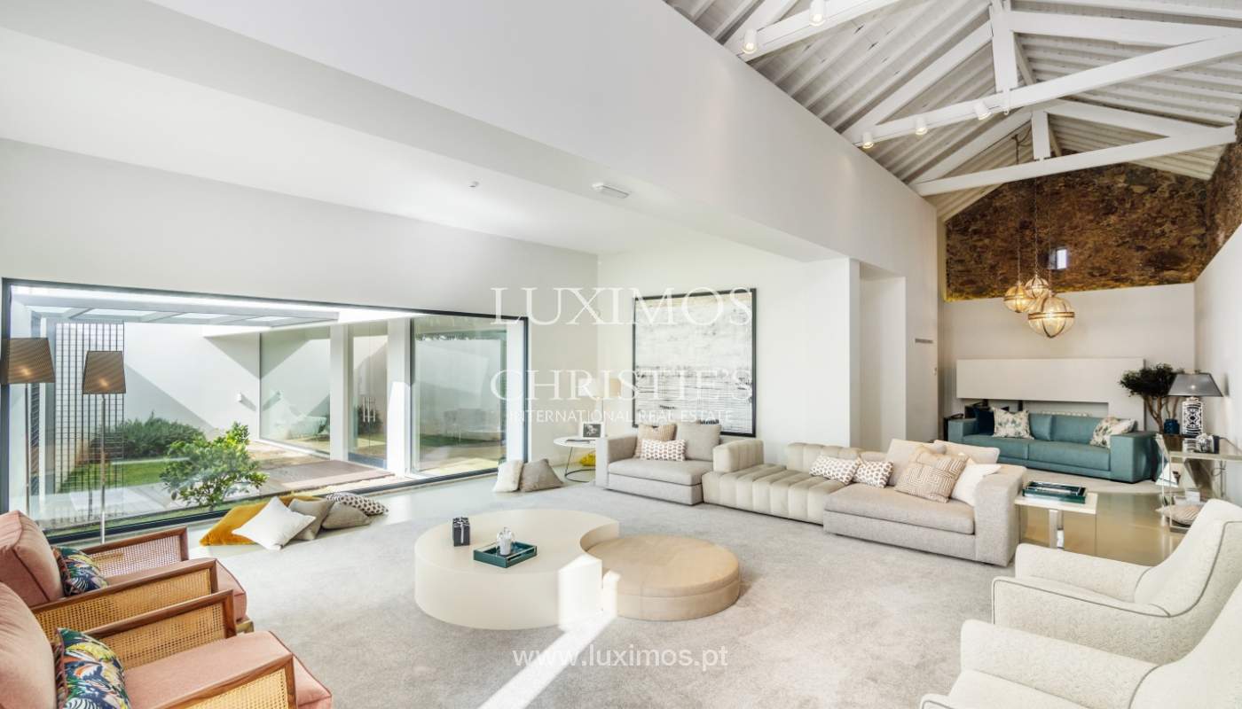 Moradia contemporânea com jardim, para venda, Vila Nova de Gaia, Portugal_135799