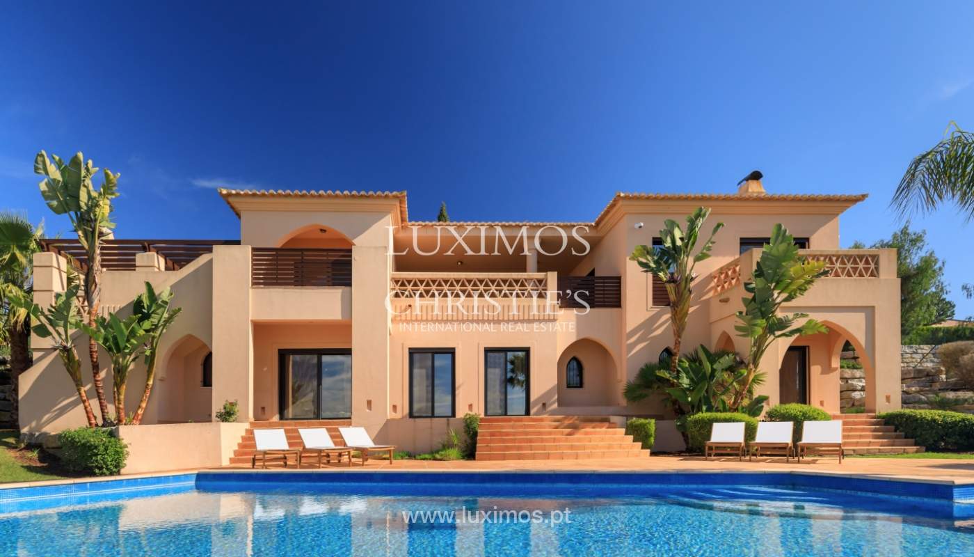 Villa for sale, with terrace, Silves, Algarve, Portugal