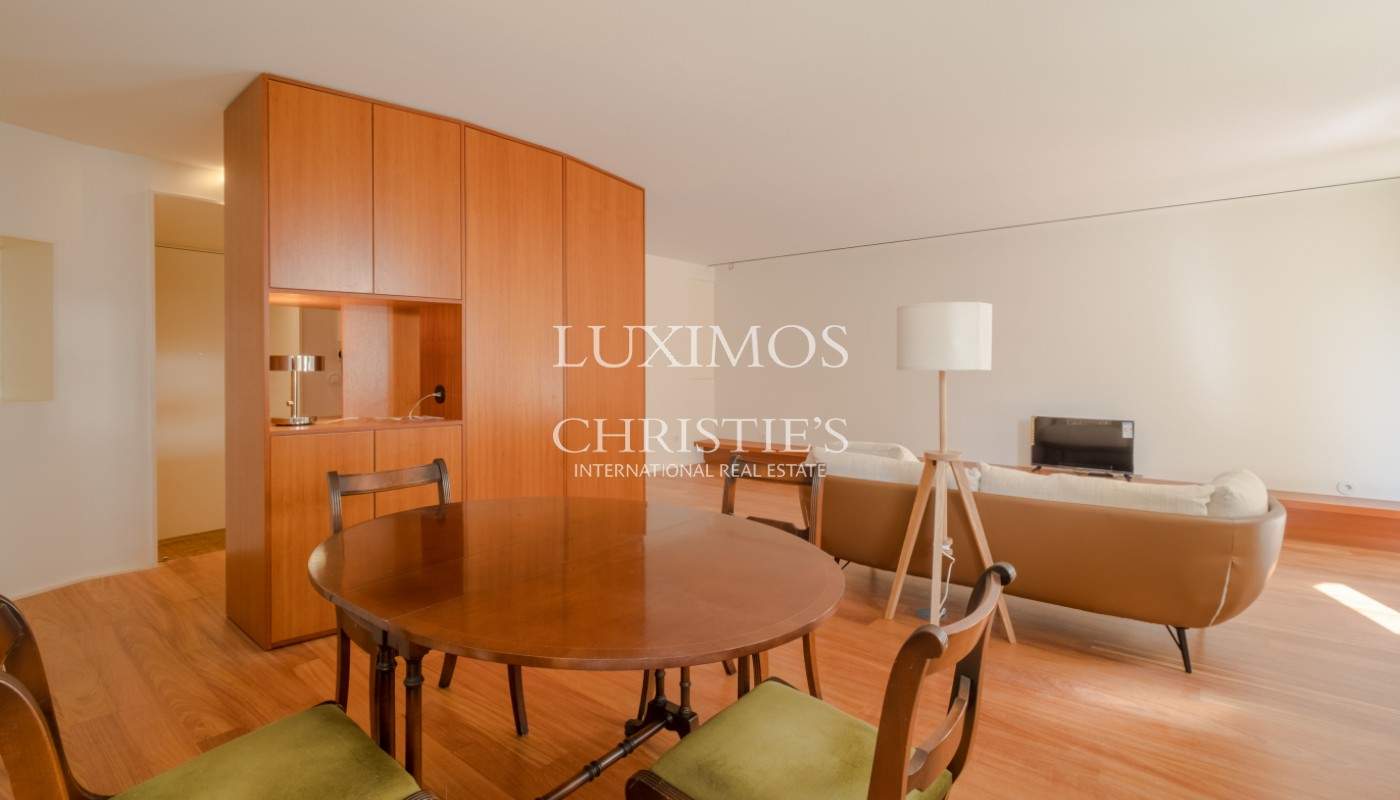 Apartamento remodelado, para arrendamento, perto da praia, Porto_136171