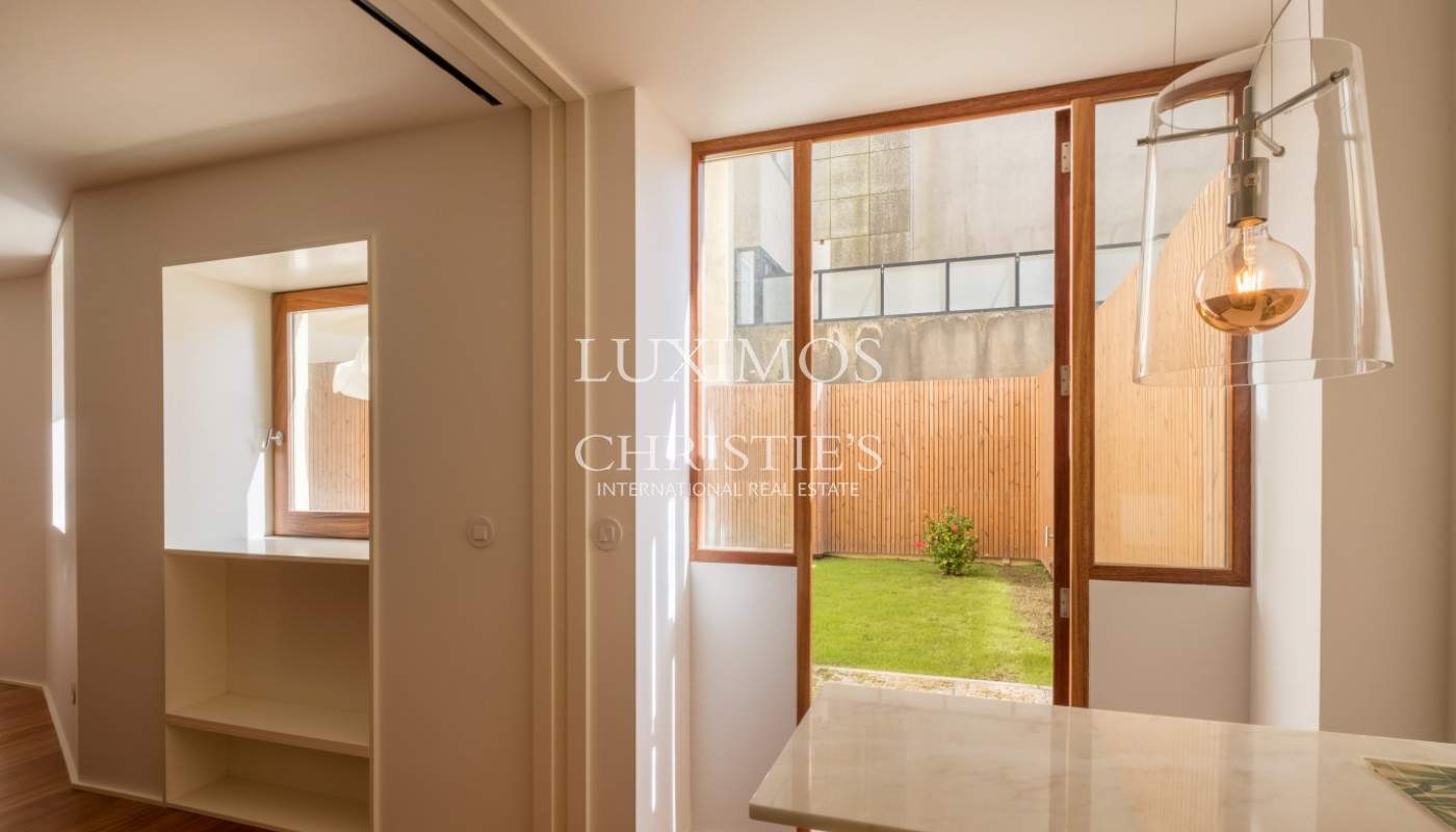 Apartamento remodelado, para arrendamento, perto da praia, Porto_136192