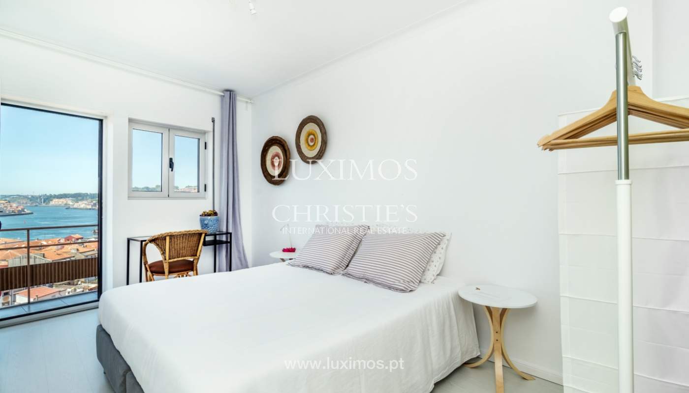Apartamento com vistas soberbas sobre o rio, em V. N. de Gaia, Porto_138164