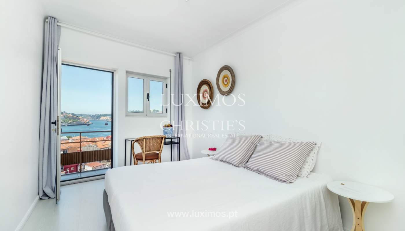 Apartamento com vistas soberbas sobre o rio, em V. N. de Gaia, Porto_138165