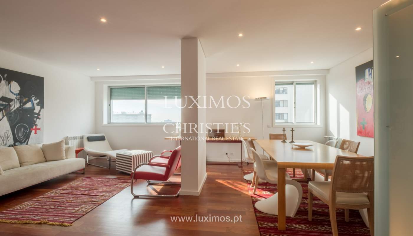 Apartamento novo e moderno, para arrendamento no Porto, junto à Boavista_138292