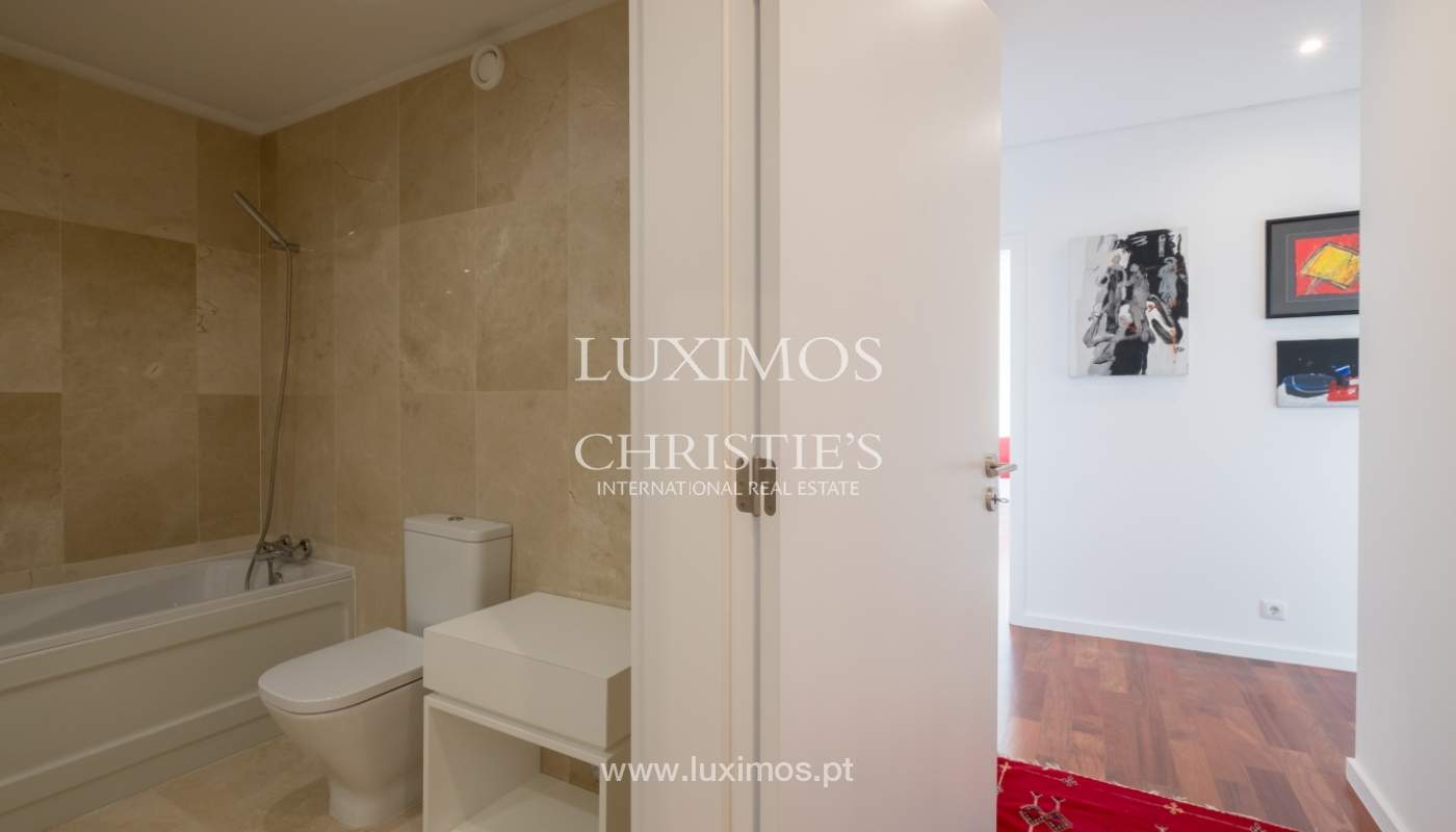 Apartamento novo e moderno, para arrendamento no Porto, junto à Boavista_138294