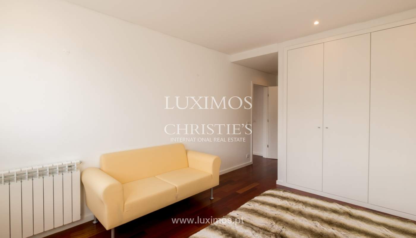 Apartamento novo e moderno, para arrendamento no Porto, junto à Boavista_138297