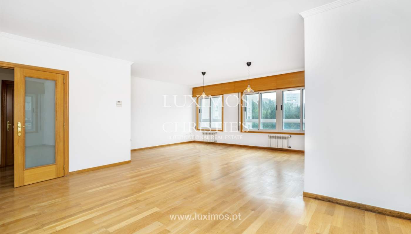 Modern apartment, for sale, in Lordelo do Ouro, Porto, Portugal_138492