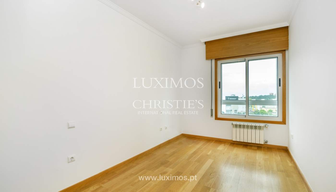 Modern apartment, for sale, in Lordelo do Ouro, Porto, Portugal_138502