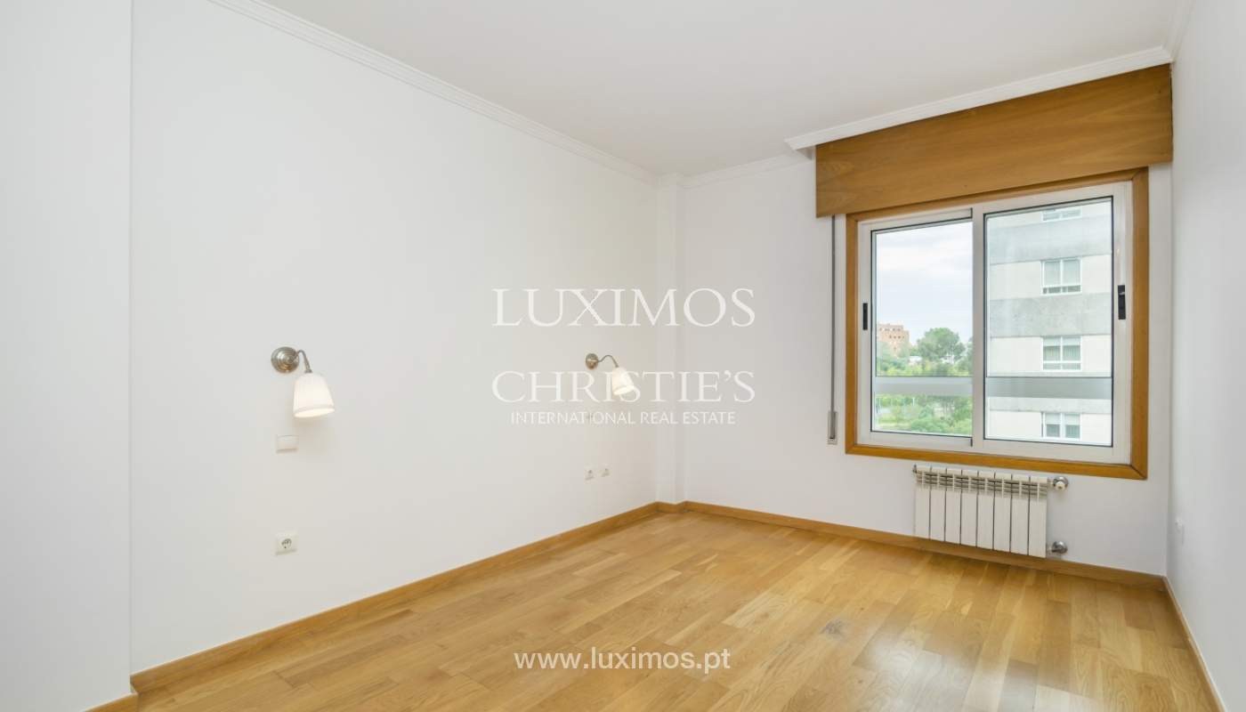 Modern apartment, for sale, in Lordelo do Ouro, Porto, Portugal_138503